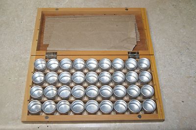  WOODEN BOX WITH 36 ALUMINIUM TINS STORAGE NEW WATCH & HOBBY