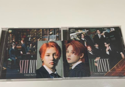 OnlyOneOf RIE suit dance Japanese ver. / 2 type CD & 2 Photocards