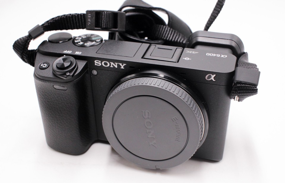 Sony Alpha a6400 24.2MP Mirrorless Camera BODY ONLY 7 CLICKS eBay