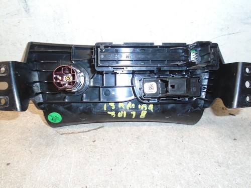 2013-2016 Chevy Malibu Emergency Hazard Traction Control Switch OEM Woodgrain - Foto 2 di 4
