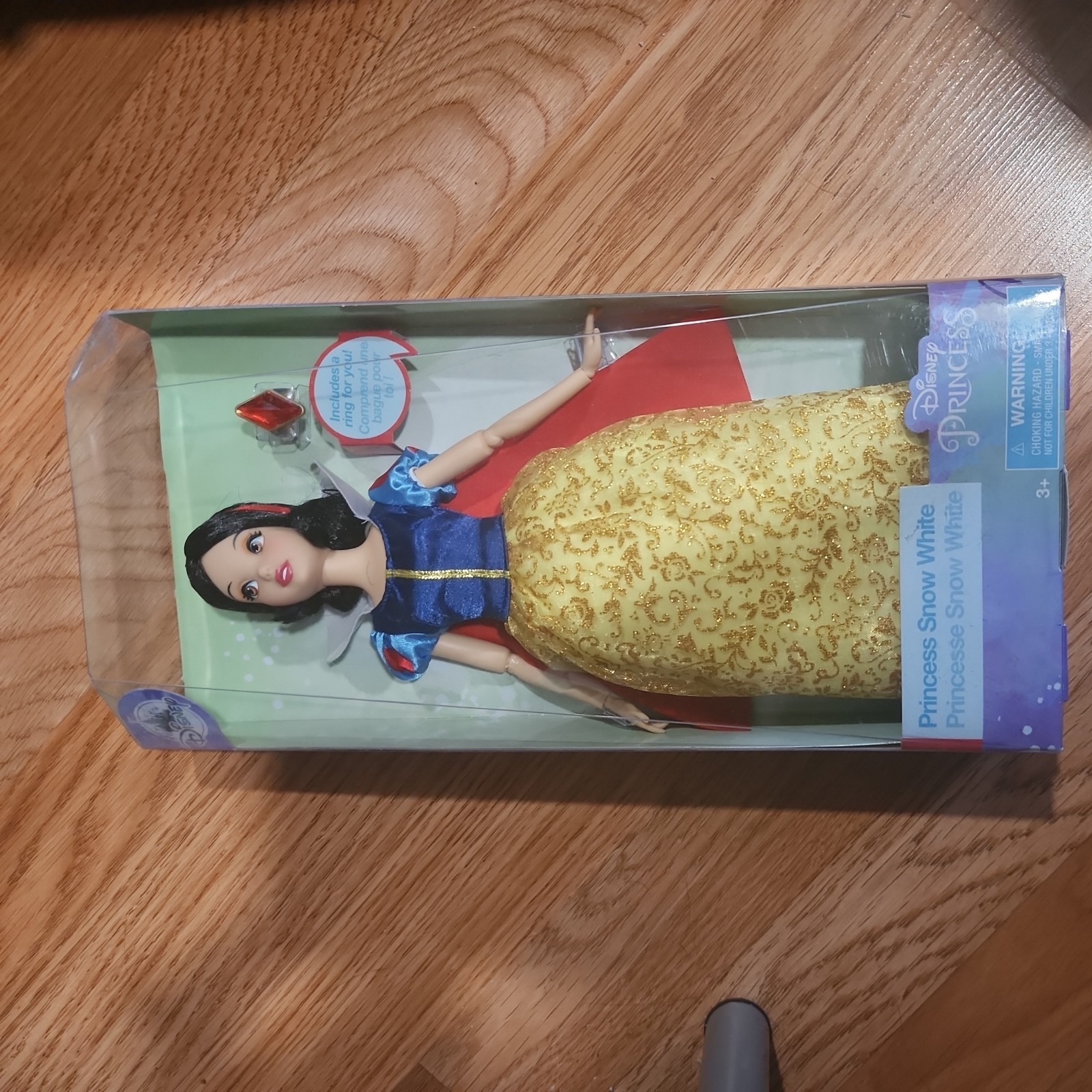 Disney Princess Snow White Classic Doll with Ring,11 1/2" (GREAT GIFT FOR GIRLS 
