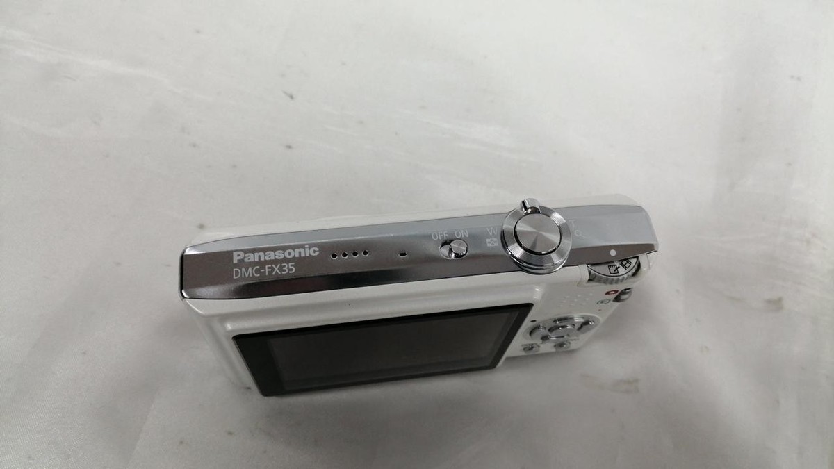 PANASONIC LUMIC DMC-FX35 10.1MP Digital Compact Camera from Japan