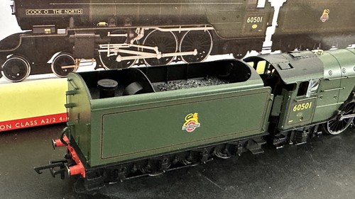 Hornby R3830 Spur O BR grün 4-6-2 A2/2 60501 Lokomotive "Cock o the North" in Schachtel - Bild 7 von 12