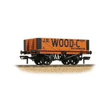 37-053A Bachmann OO 5 Plank Wagon Wooden Floor 'J.R. Wood & Co. Ltd.' Orange