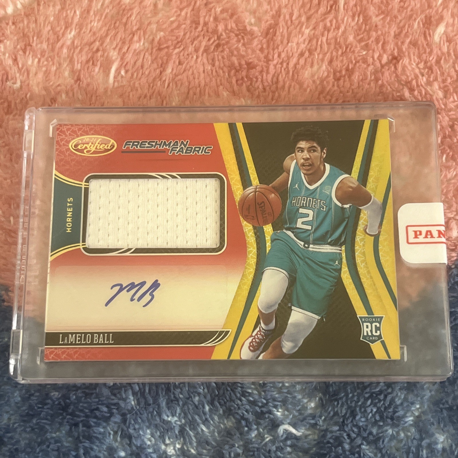 2020-21 Lamelo Ball Certified Freshman Fabric Red & Gold - Rookie Patch Auto 