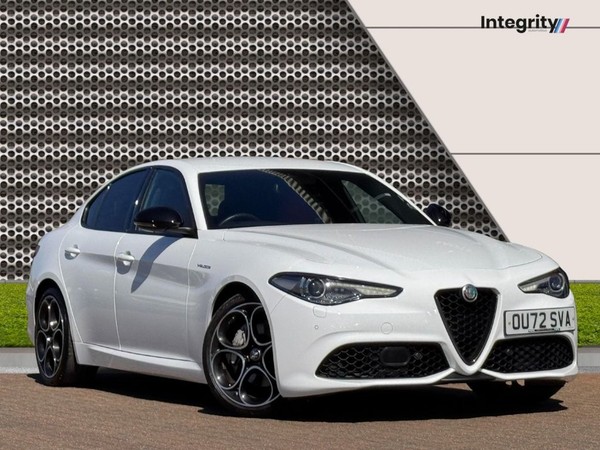 2022 Alfa Romeo Giulia 2.0T V...