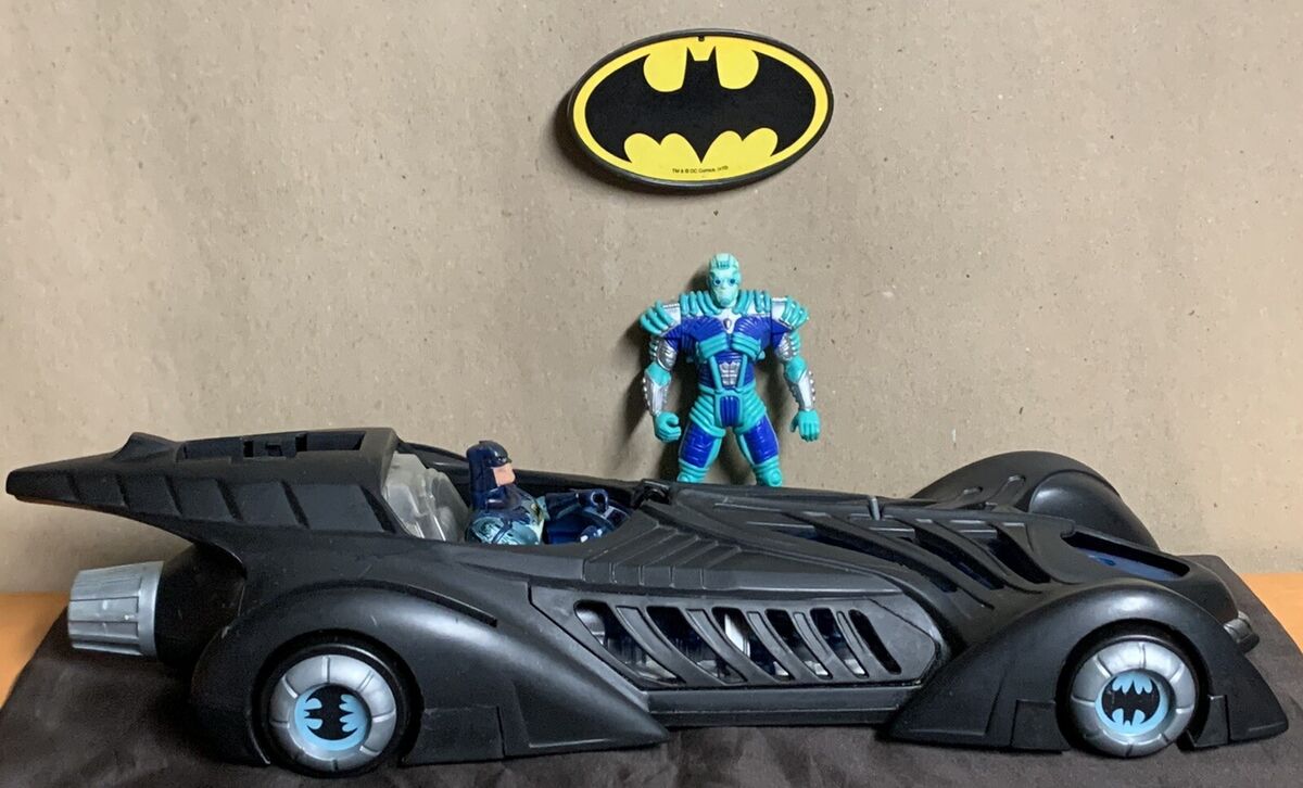 Kenner Batman Forever Batmobile + Mr. Freeze Figure Lot 1995 Kenner Batman Forever Batmobile + Mr. Freeze Figure Lot 1995