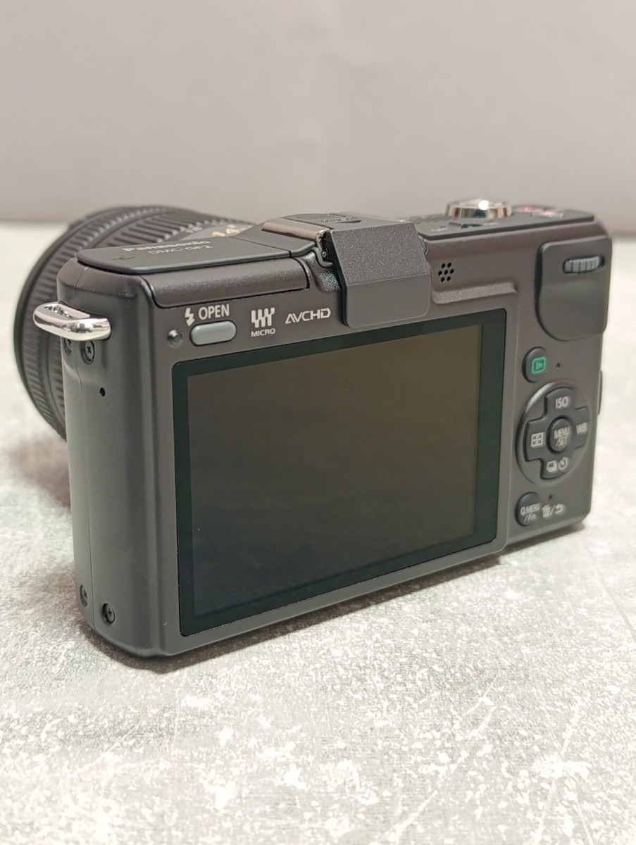 NEW! Digital Camera Panasonic Lumix DMC-GF2 Black 14-42mm NEW! Digital Camera Panasonic Lumix DMC-GF2 Black 14-42mm