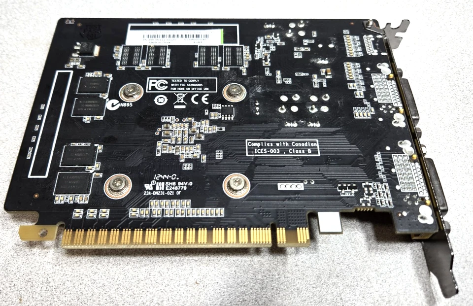 ZOTAC GeForce GT 620 Synergy Edition-Mini-HDMI/DVI PCI Express 2 GB GDDR 3 - Image 3 of 4