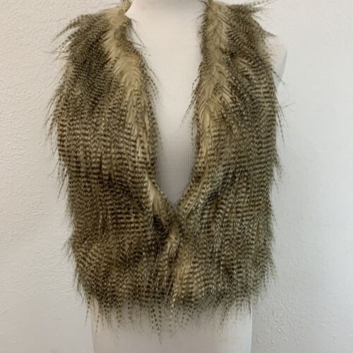 Womans Maurice’s Faux Fur Feather Design Vest XS Soft D-11 - Picture 1 of 6