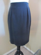 JONES NEW YORK BLACK SILK SKIRT SIZE 4