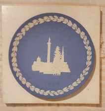 Vtg Wedgwood Christmas 1970 Blue Plate 8" With Original Box 