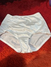 VTG Vanity Fair Panties Second Skin Glossy Satin Stretch White Large Mexico
