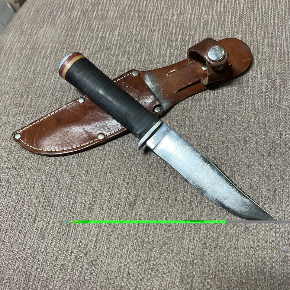 Kinfolks de colección, "pájaro y trucha", cuero, cuchillo de pesca, funda original Foto 2 de 4