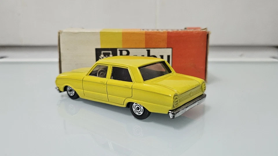 Ford Falcon Buby Argentina. Escala 1:43 Nro. 1020 Repintado. - Imagen 3 de 4