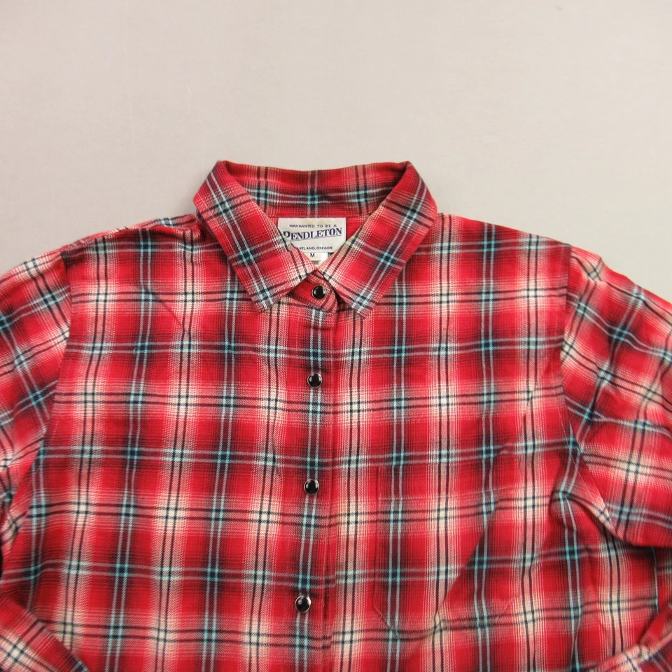 Pendleton Shirt Womens Medium Long Sleeve Snap Front Pocket Casual Plaid - Image 3 of 4