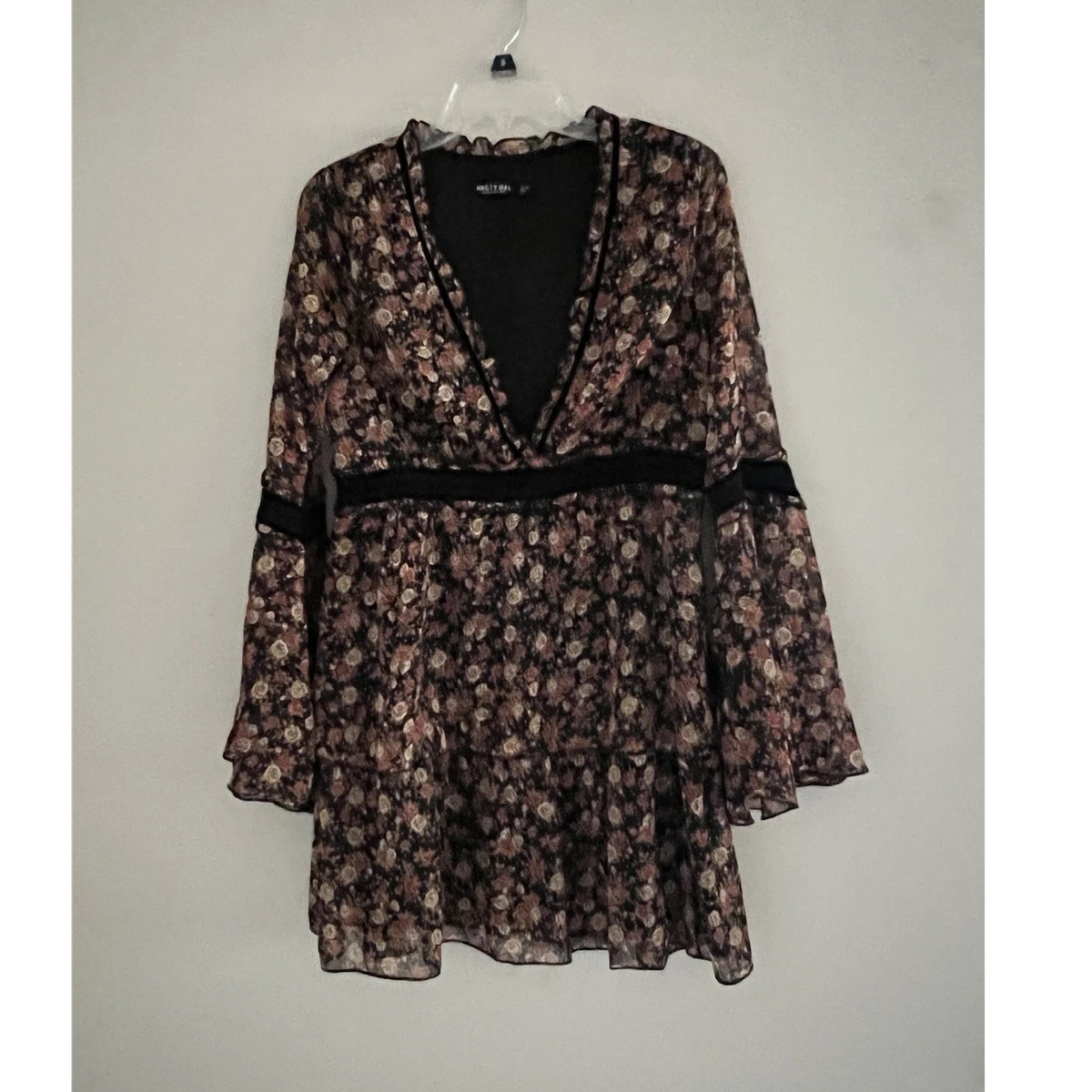 Floral Short Nasty Gal Dresses for Women for sale | eBay Floral Short Nasty Gal Dresses for Women for sale | eBay