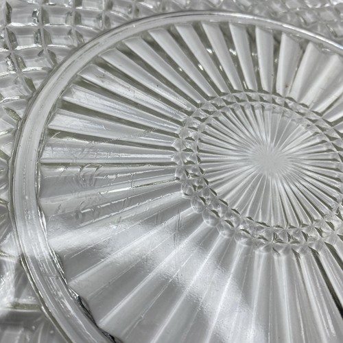 Anchor Hocking Waterford Waffle Cake Plate With Handles, Clear Depression Glass - Picture 18 of 19