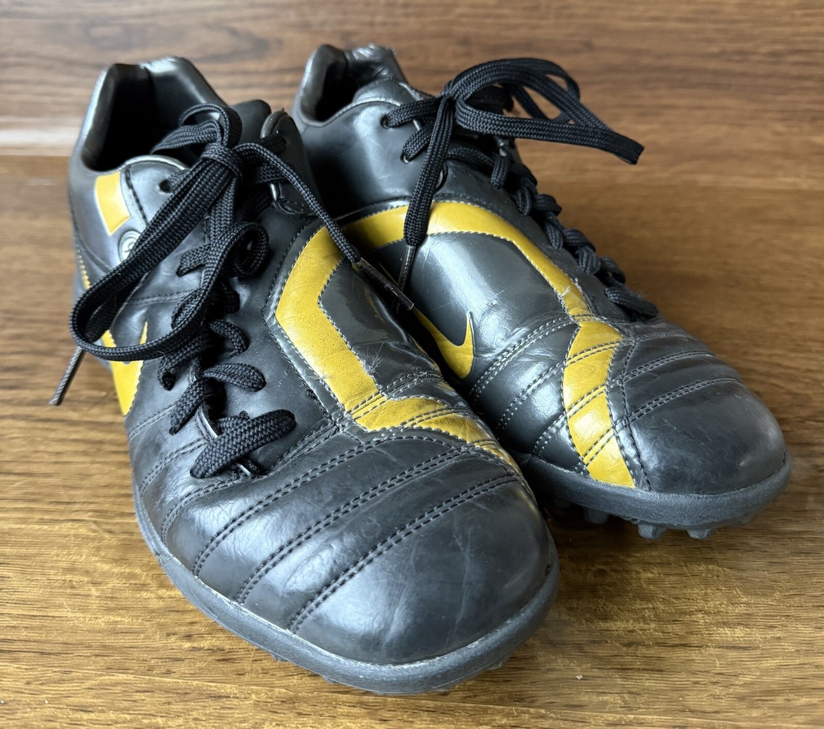 Nike Total 90 Shift Turf Indoor Soccer Shoes US Size 7 | eBay