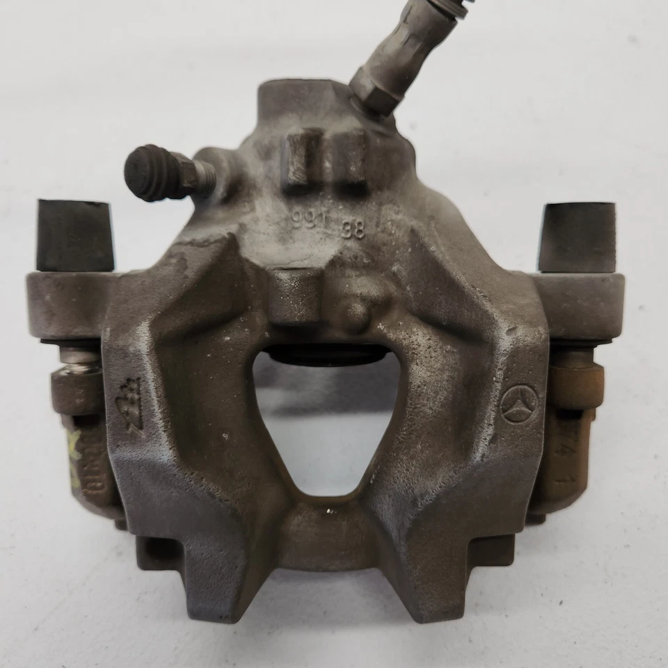 12-14 Mercedes Benz C250 Driver Left Rear Disc Brake Caliper OEM A2044231781 - Image 4 of 4