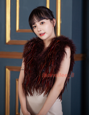 トップス feather short vest Women Genuine Ostrich Feather Fur Vest Warm Short Waistcoat
