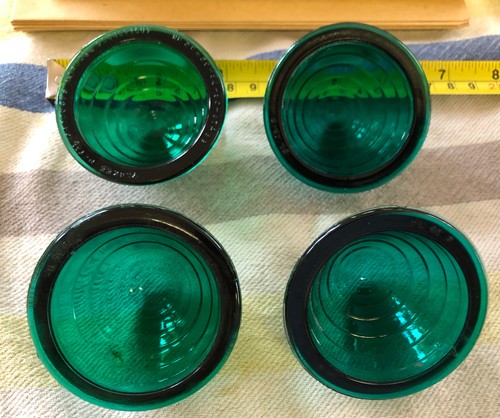 4 Vintage Green Yankee GLASS Lens TRUCK AUTO tail Light lamp 2 1/2"Width Beehive - Picture 2 of 10