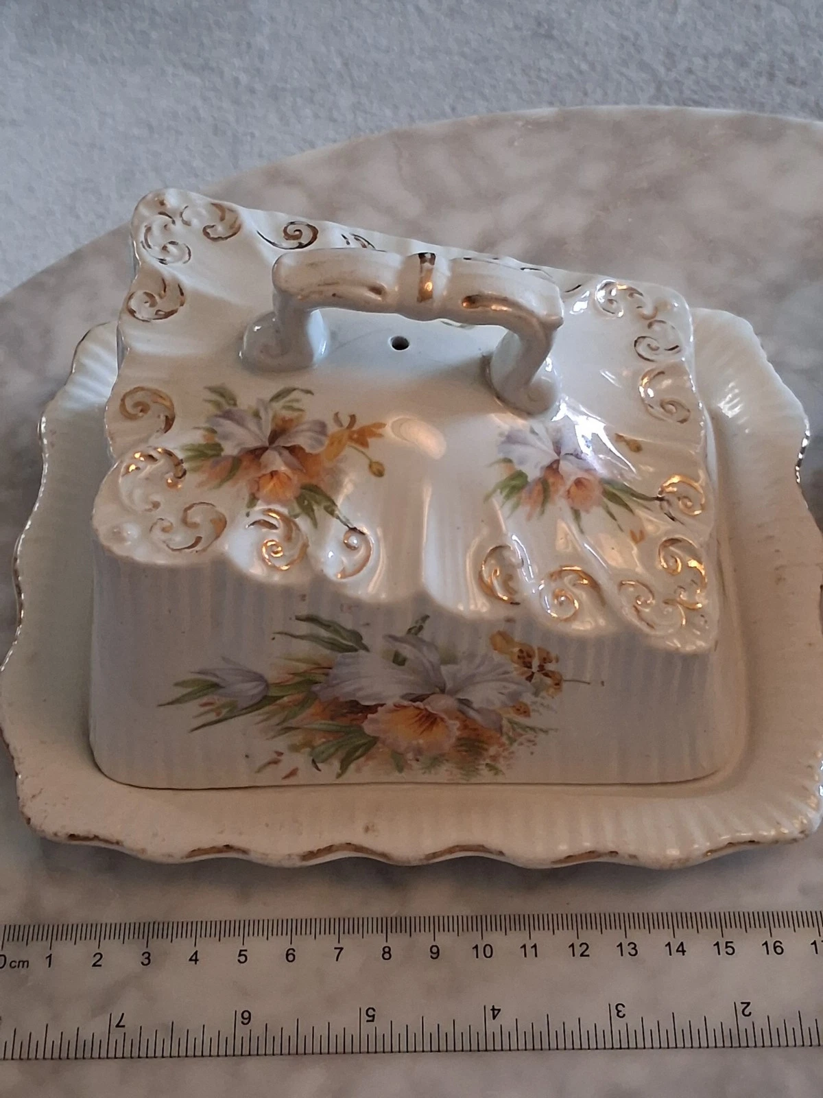 Victorian Ceramic Floral Cheese Dish with Lid a/f