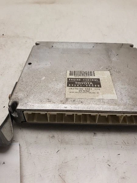 2005 TOYOTA SEQUOIA ENGINE ELECTRONIC CONTROL MODULE ECM ASSEMBLY  - Image 3 of 4