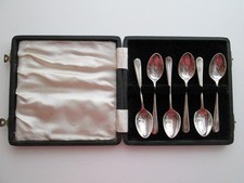 Antique Tea Spoons in its Original Presentation Case Set of 6