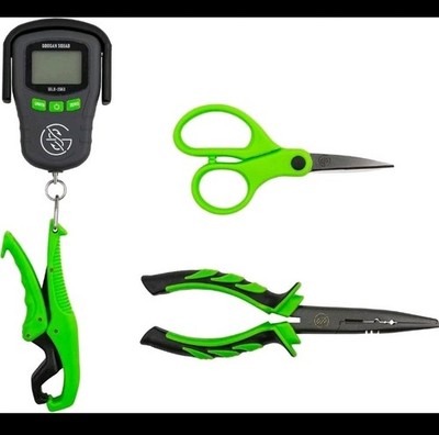 GOOGAN Squad Fishing Tool Kit 7'' Pliers Scissors 55lb Digital Scale Combo Green 