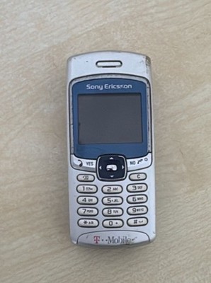 Sony Ericsson T230 in blau-grau Geprüft, Händler, Volle Funktion, Garantie,