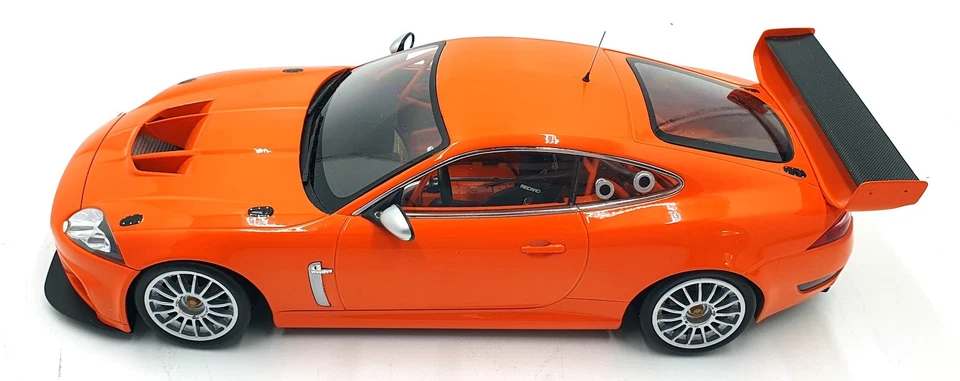 Minichamps 1/18 Scale 150 081391 - 2008 Jaguar XKR GT3 - Orange - Image 3 of 4