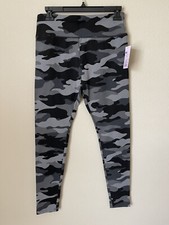 Wild Fable Women s Gray/Black Camo High Rise Comfort Leggings s M