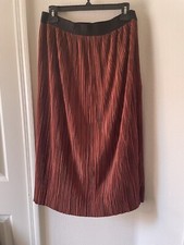 Plisse Midi Skirt