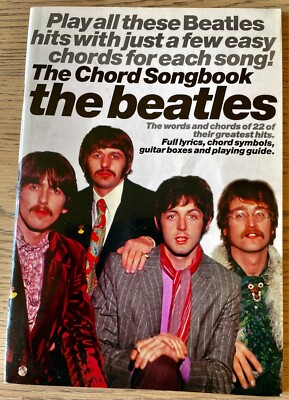 THE BEATLES THE CHORD SONG BOOK 22 HITS (1997) EASY CHORDS GUITAR ENGLAND