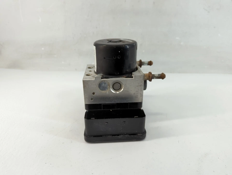 2010-2012 Ford Fusion Electrical Gas Fuel Pump Assembly EZUHD - Image 2 of 4