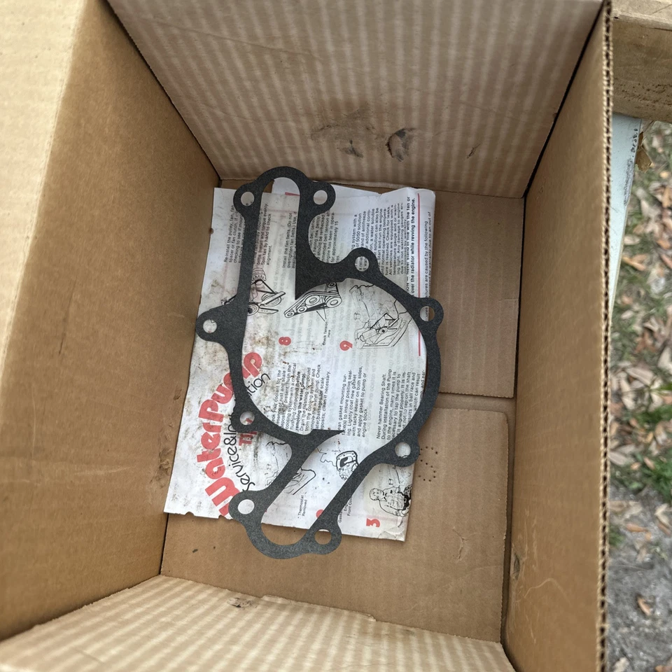 Nueva bomba de agua para Ford Thunderbird Mercury Cougar 1988-1993 por 252189 Foto 3 de 3