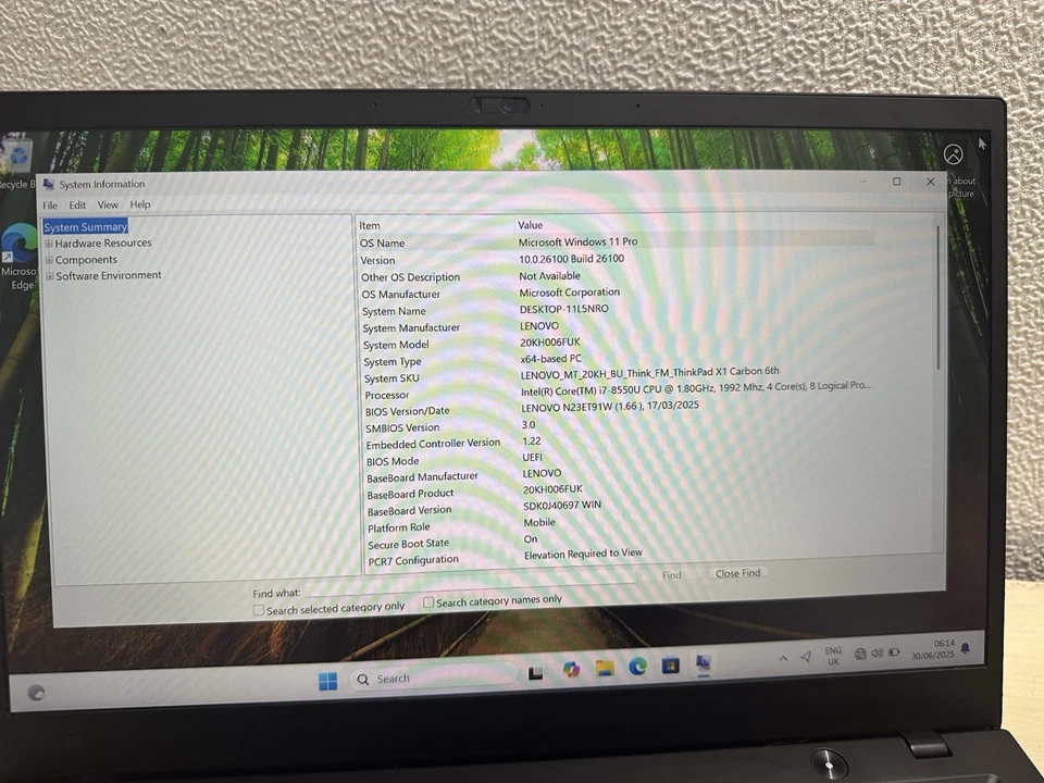 Lenovo ThinkPad X1 Carbon 6th Gen, 14" Full HD, i7-8550U, 8GB RAM, 256GB SSD - Image 2 of 4