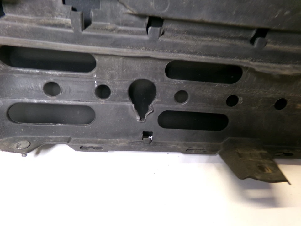 Rear Bumper Inner Frame Bracket 2208800152 00-06 Mercedes Benz W220 S430 S500 - Image 4 of 4