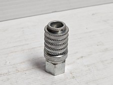 PARKER STEEL FEMALE DIAGNOSTIC TEST PORT QUICK CONNECT COUPLING PD240 7/16 -20