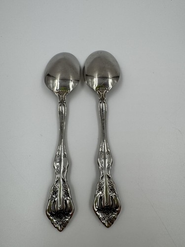 14 Mixed Pieces ONEIDA MICHELANGELO Flatware Spoons, Forks, Butter Knives - Picture 6 of 17