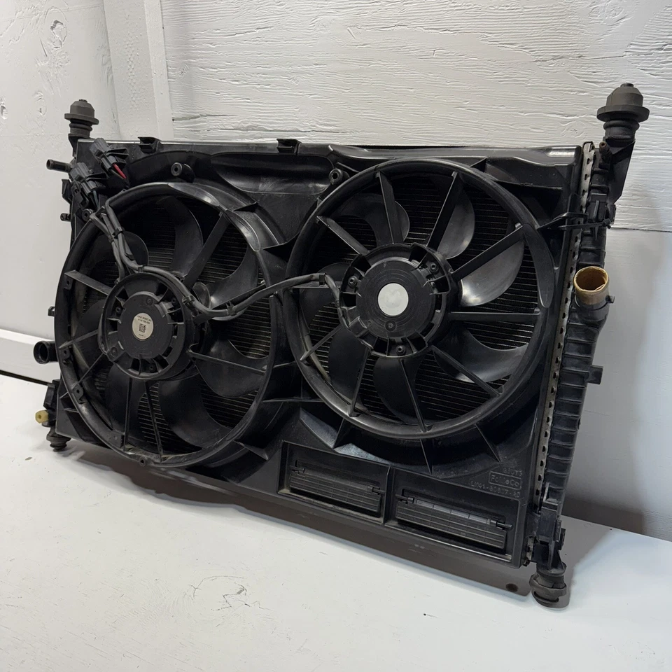 2015-2021 FORD TRANSIT 3.7L RADIATOR A/C CONDENSER COOLING FAN SET OEM - Image 2 of 4