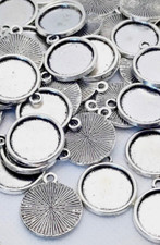 10 pieces - 14mm Bezel Tray Setting Silver Charms Pendants Coin Dangle