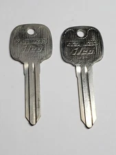 ilco brand key blanks, set of 2, mz13, locksmith