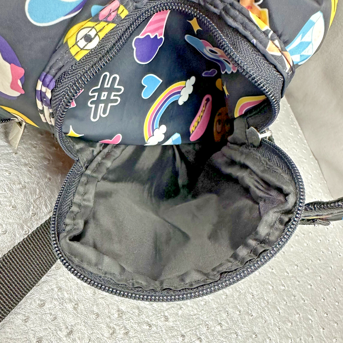 Girls women emoji backpack black shoulder straps Disney Princess Emoji 16 main image 4