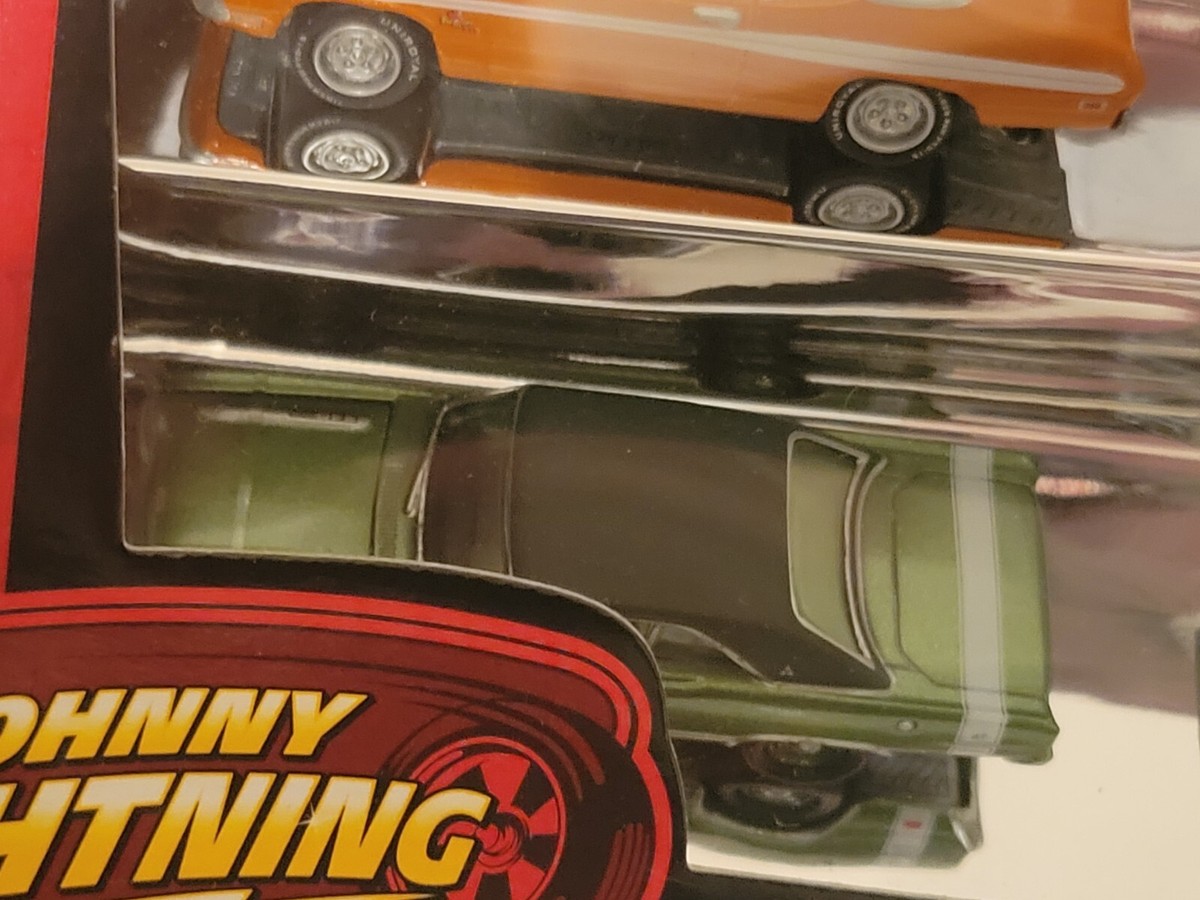Johnny Lightning Muscle Cars Limited Edition 10 Car Box Set