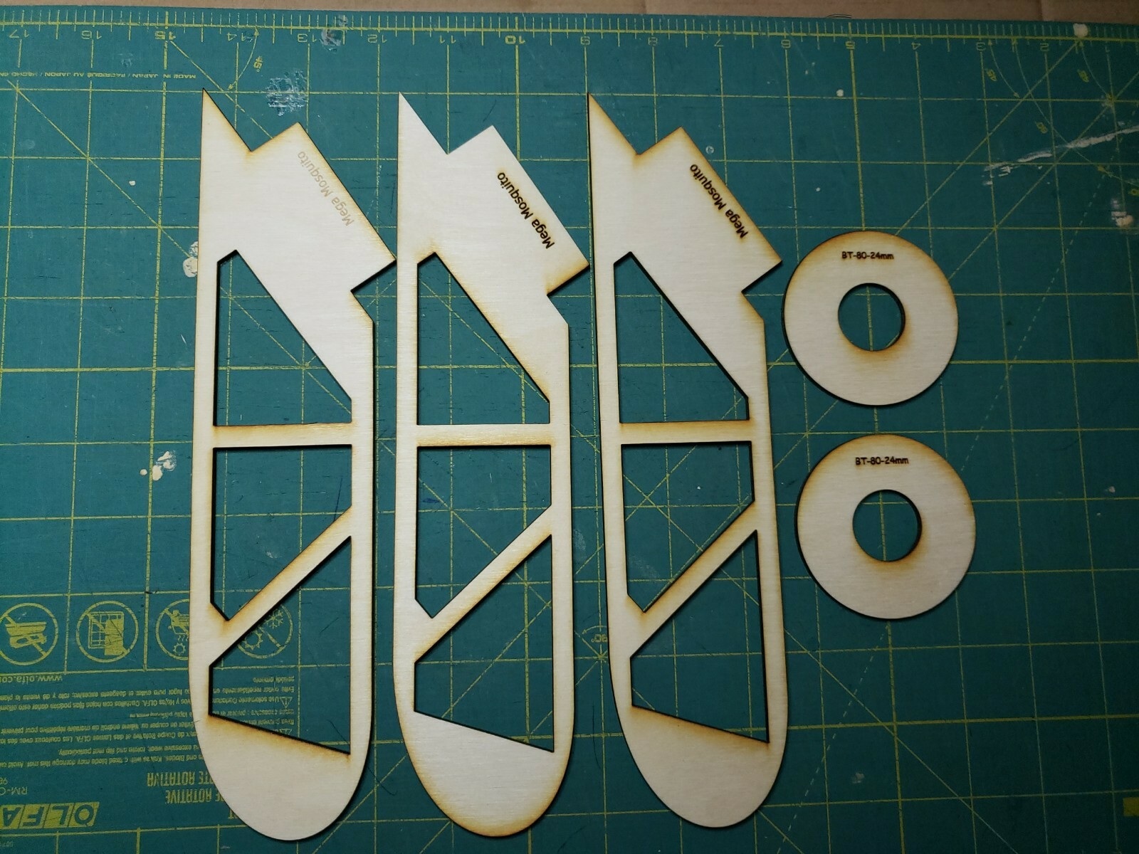 Plywood fins and centering rings for Estes 1335 Mega Mosquito Model