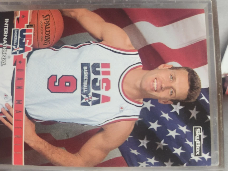 1994 Skybox USA Basketball - Gold #37 Derrick Coleman - Image 2 of 3