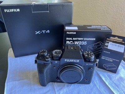 Fujifilm XT-4 - schwarz - sehr guter Zustand - OVP