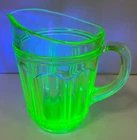 Vintage Mug Uranium Green Glass Anchor Hocking Colonial Pattern Knife